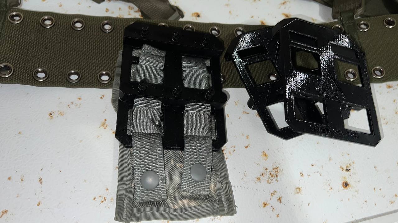 German Web Mount (Bundeswehr) to MOLLE II 2x2 Adapter